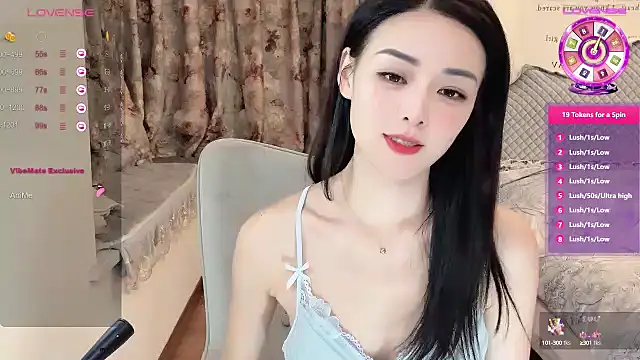 美女Mia826在线直播