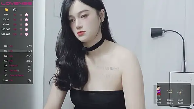 美女QiuPeiPeimmm在线直播