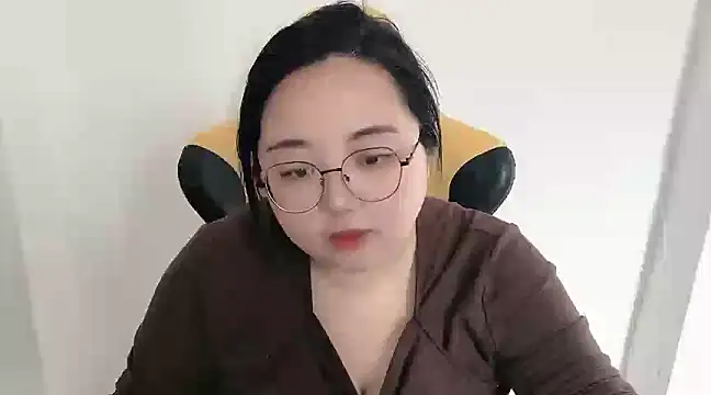 美女BabyBearX在线直播