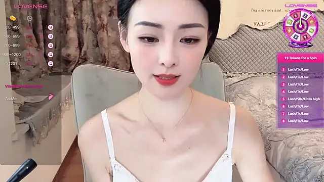 美女Mia826在线直播