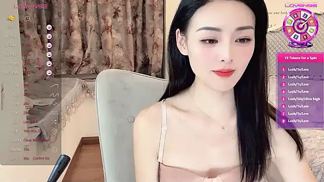 美女Mia826在线直播