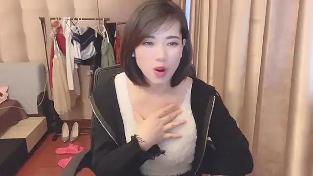 美女ttkx666在线直播