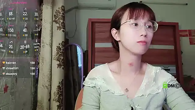 美女Lili_666在线直播