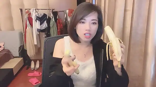 美女ttkx666在线直播