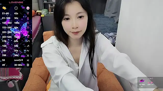 美女yueyue0502在线直播