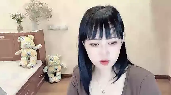 美女qingtian666666在线直播