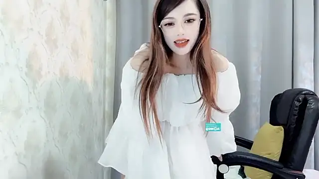 美女VIWVI在线直播