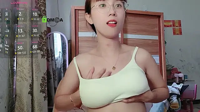 美女Lili_666在线直播