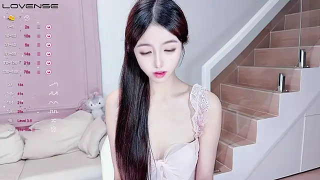 美女Yinoyai_3在线直播