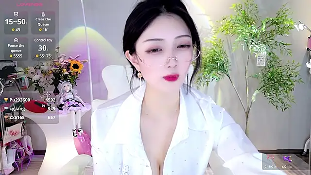 美女LOVE-Juan520-在线直播