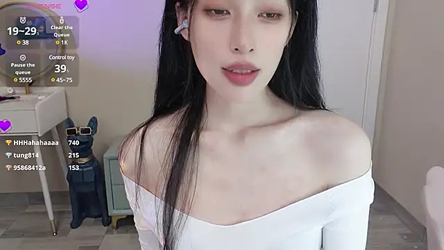 美女Aurora_99在线直播