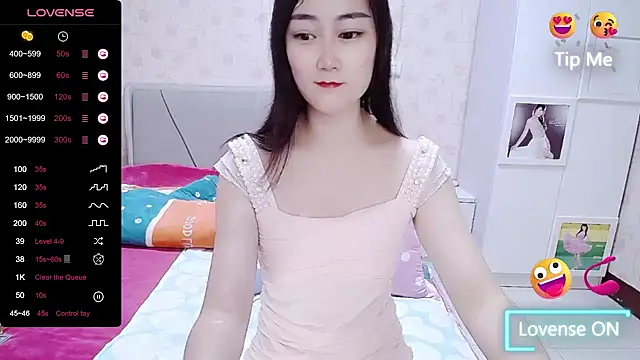 美女Elvira_baby在线直播