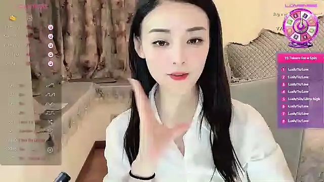 美女Mia826在线直播