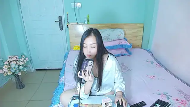 美女Leslie_123在线直播