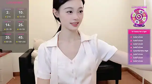 美女Mila825在线直播