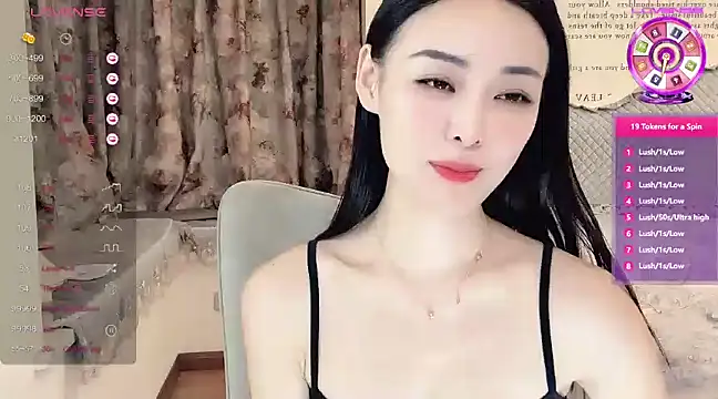 美女Mia826在线直播