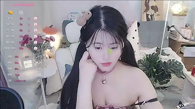 美女VooVooC在线直播