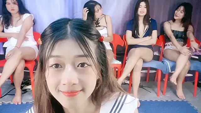 美女smm555在线直播