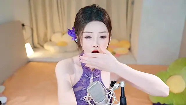 美女Eimile在线直播