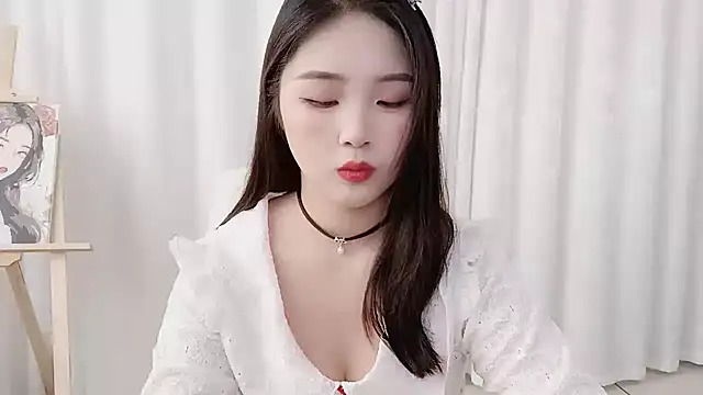 美女SU__SU在线直播