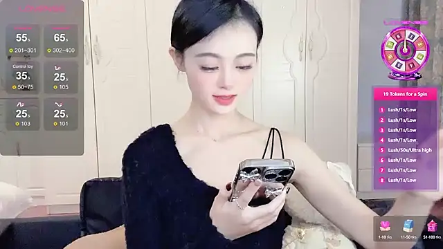 美女Mila825在线直播