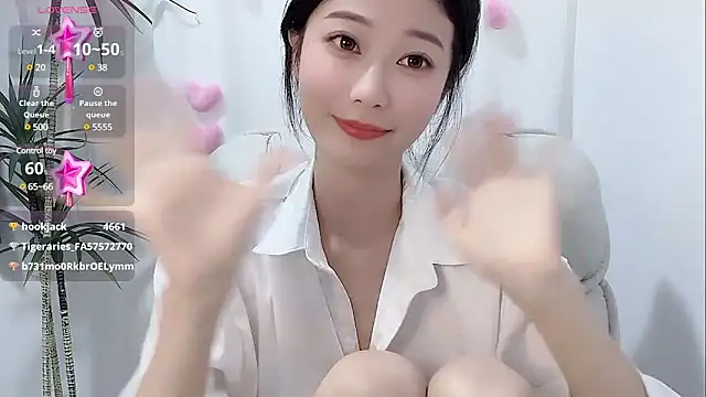 美女CokeFun66在线直播