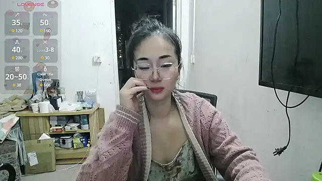 美女Helen-6在线直播