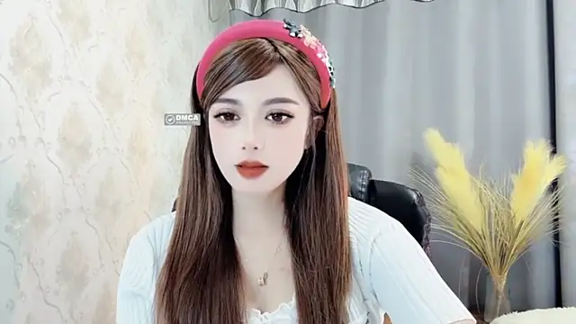 美女VIWVI在线直播