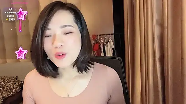 美女ttkx666在线直播