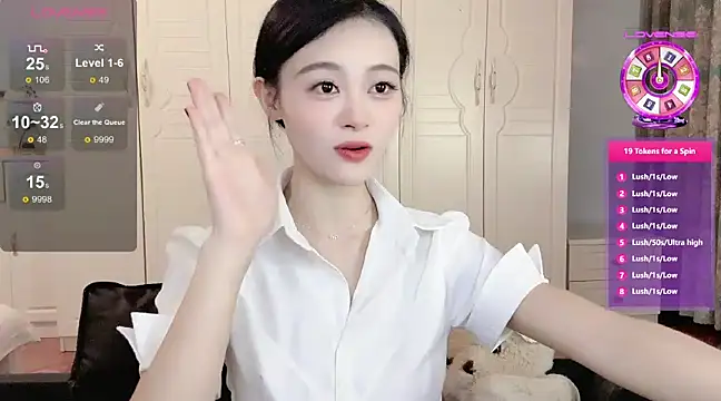 美女Mila825在线直播