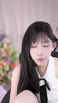 美女SleepArtist在线直播