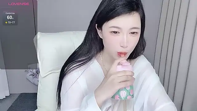 美女Yishan-33在线直播