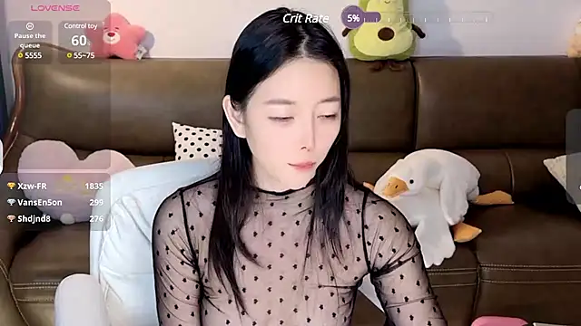 美女Yilin1999在线直播