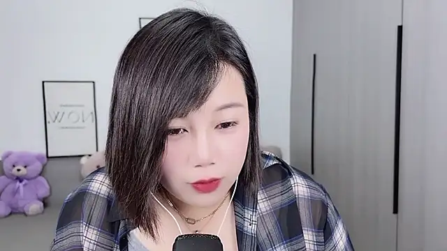 美女DAmeili9在线直播