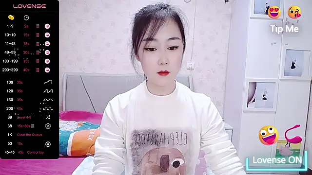 美女Elvira_baby在线直播