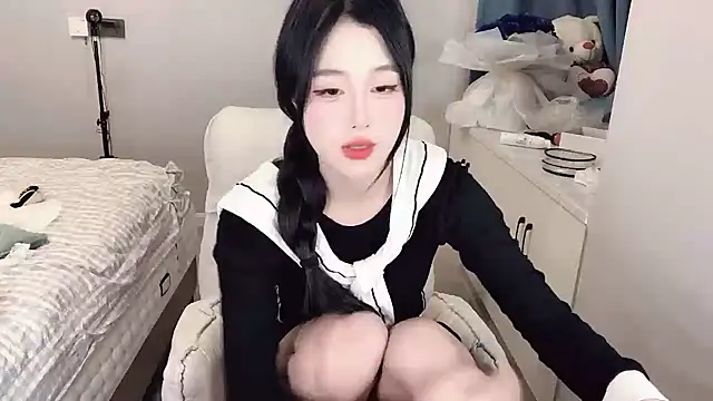 美女Tianxinbebe在线直播