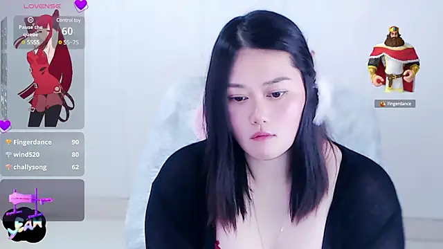 美女longyue1995在线直播