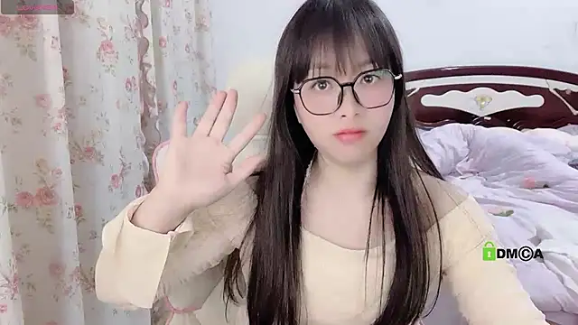 美女rourou888在线直播