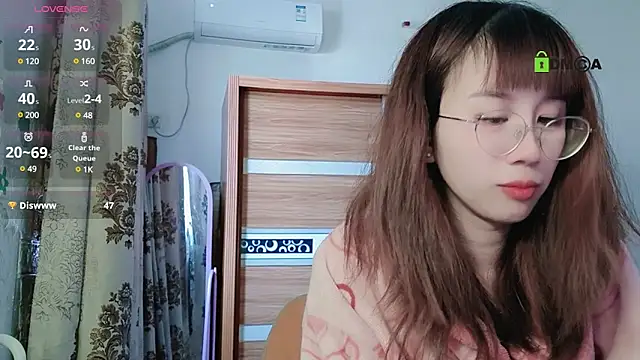 美女Lili_666在线直播