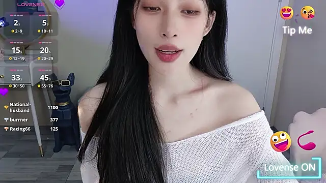 美女Aurora_99在线直播