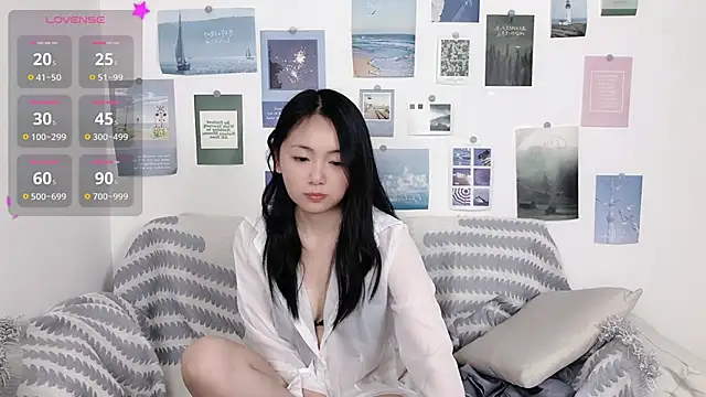 美女LiLiYbaby在线直播