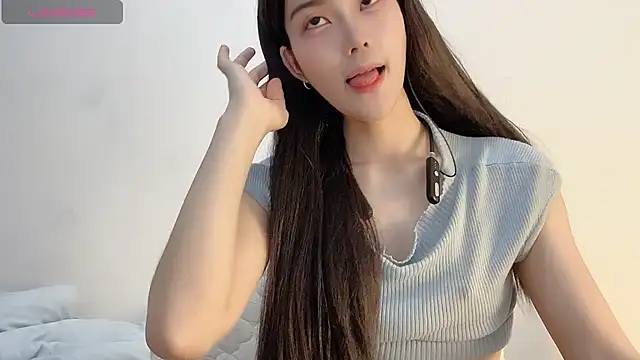 美女MiaRosey在线直播