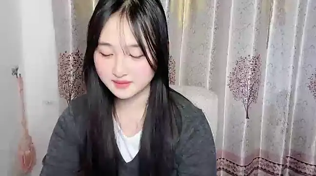 美女huhu98在线直播