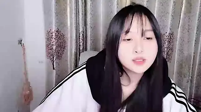 美女huhu98在线直播