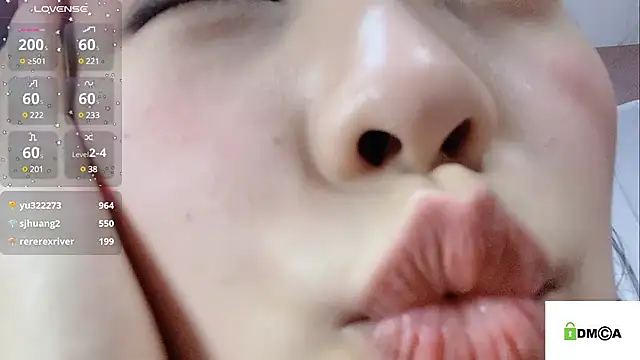 美女Regina0807在线直播