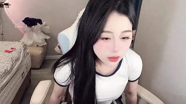 美女Tianxinbebe在线直播