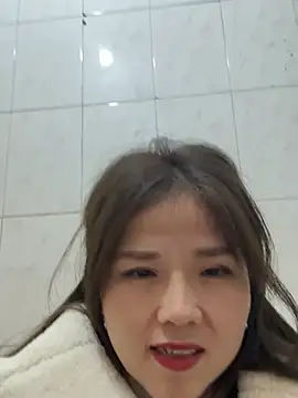 美女Efangfang在线直播