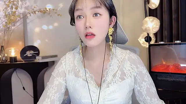 美女xiaodaibabyy在线直播