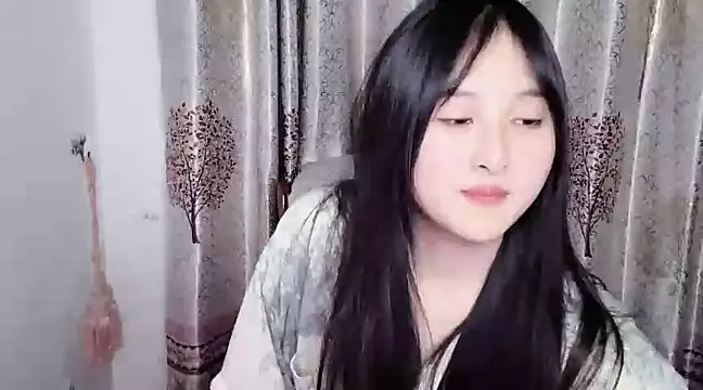 美女huhu98在线直播