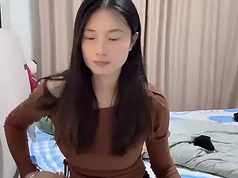 美女xiaowei1223在线直播